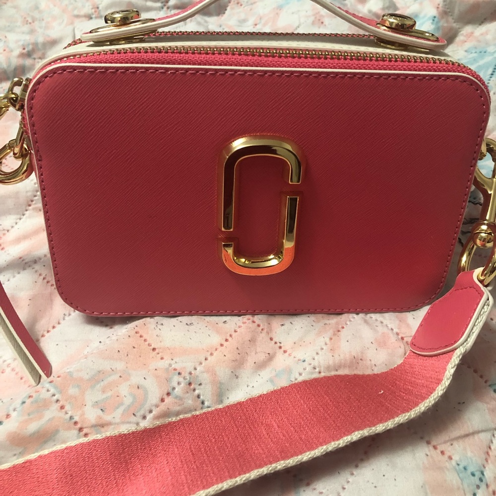 Marc Jacobs snapshot top handle